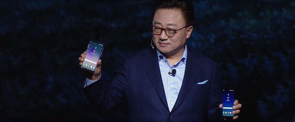 Dongjin Koh, President of Mobile Communications Business at Samsung Electronics showing the Galaxy S8 and S8+ to the public for first time 